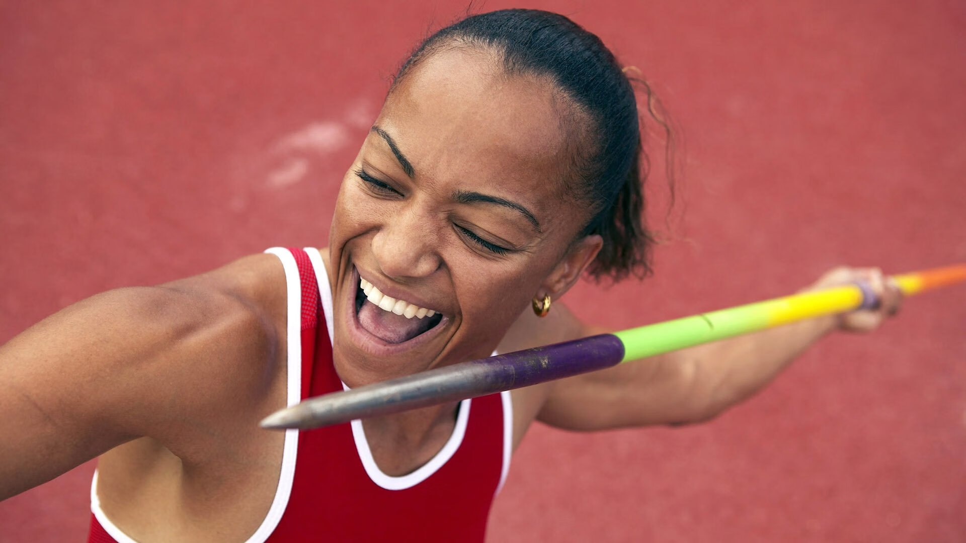 乔·莫伊：凭借强大的体力和防守能力，成为全黑队的核心前锋，乔乔莫伊斯