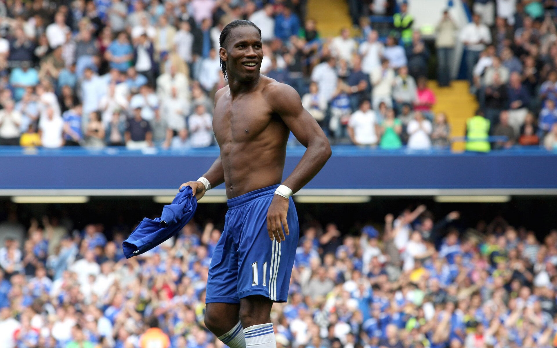 前助教揭秘！拉什福德该主罚巴萨任意球，他缺的是保护，拉什福德边锋